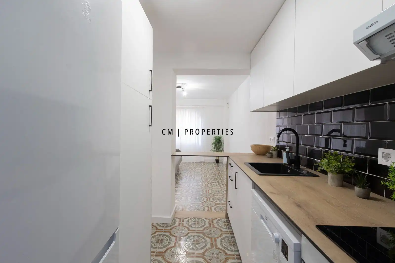 Küche von Wohnung zur Miete in Valencia mit Klimaanlage, Heizung und Terrasse