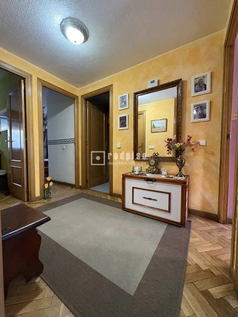 Piso en venta en Madrid con Terraza