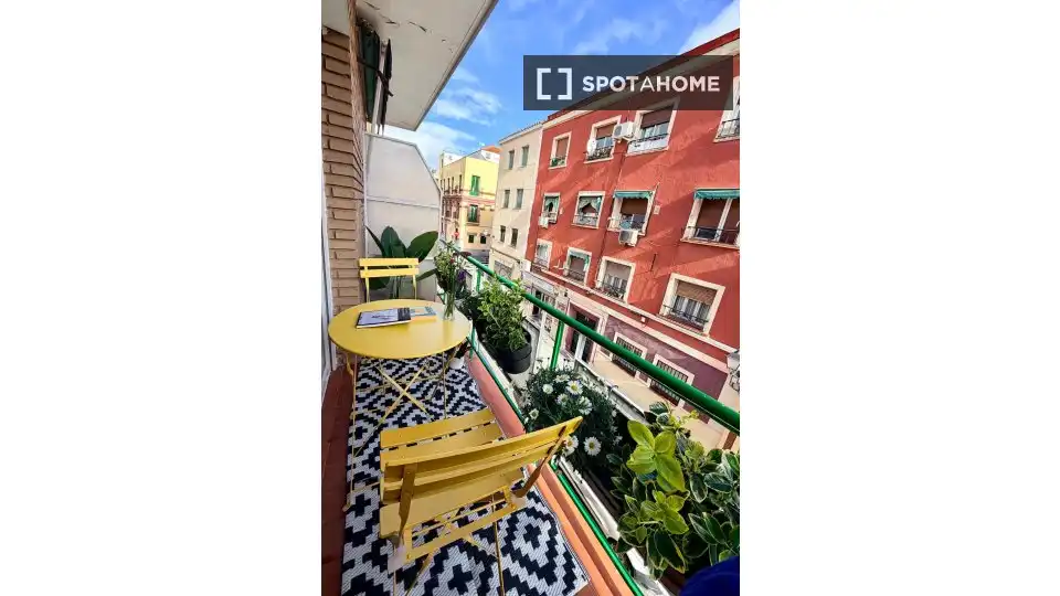 Terraza de Piso de alquiler en Madrid con Aire acondicionado, Calefacción y Amueblado