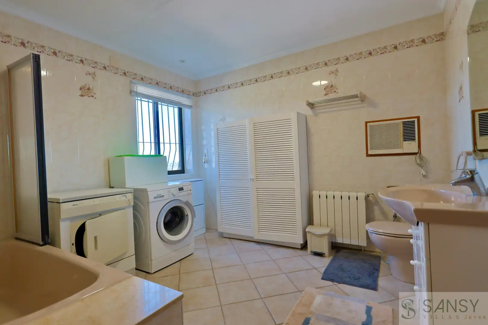 Bany de Casa o xalet en venda en Jávea / Xàbia amb Terrassa i Piscina