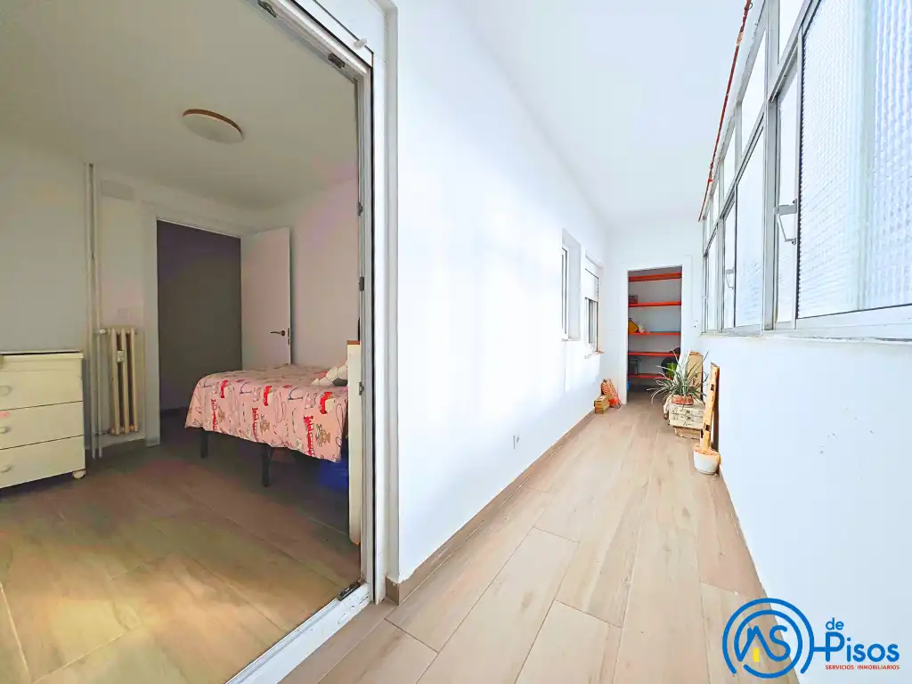 Bedroom of Flat for rent in Zaragoza  with Air Conditioner, Heating and Parquet flooring