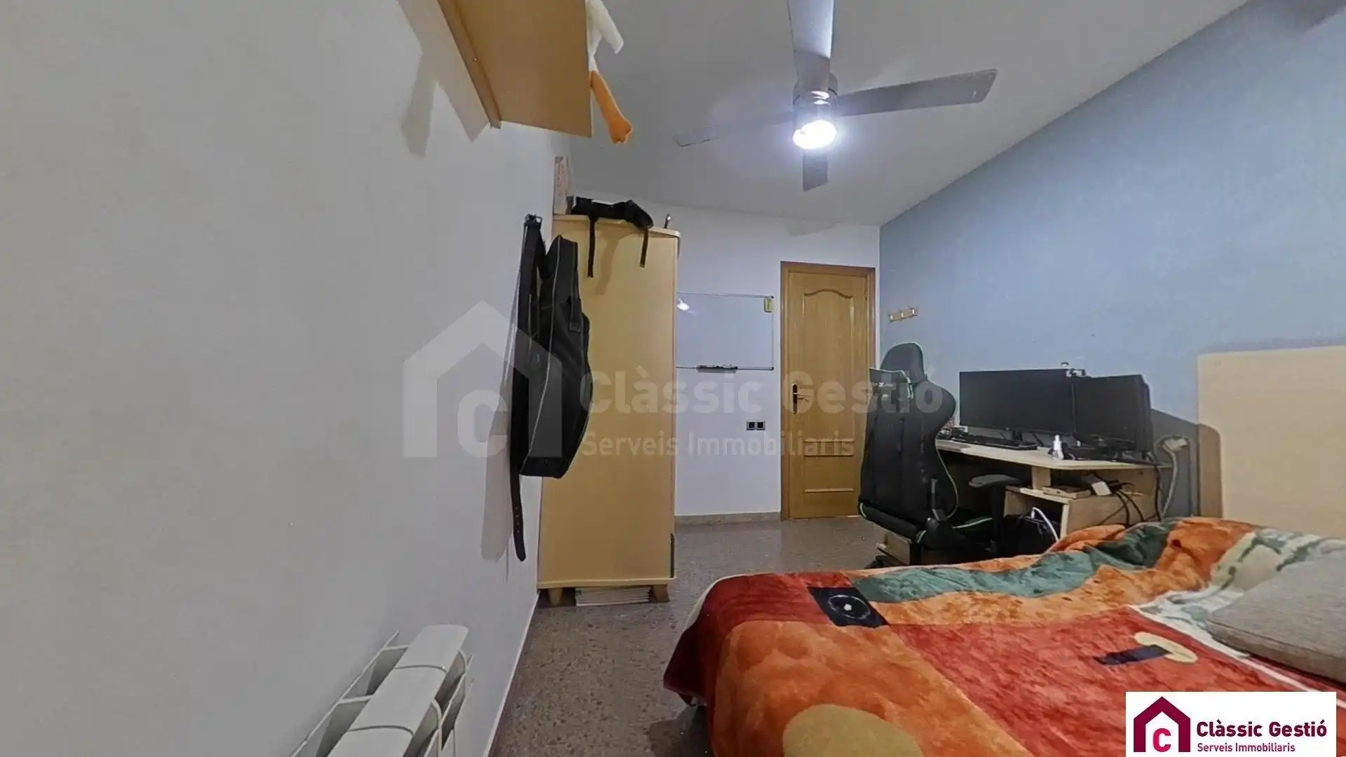 Habitación de Piso en venta en Terrassa con Aire acondicionado y Calefacción