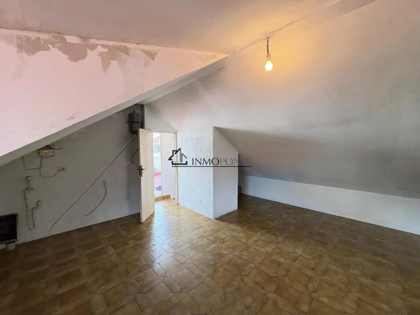 Habitación de Casa o chalet en venta en Pontevedra Capital  con Calefacción, Jardín privado y Terraza