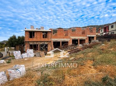 Maison mitoyenne à vendre à de l'oli