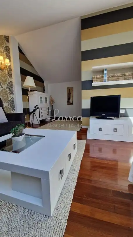 Wohnzimmer von Einfamilien-Reihenhaus zum Verkauf in Igorre mit Heizung, Privatgarten und Terrasse