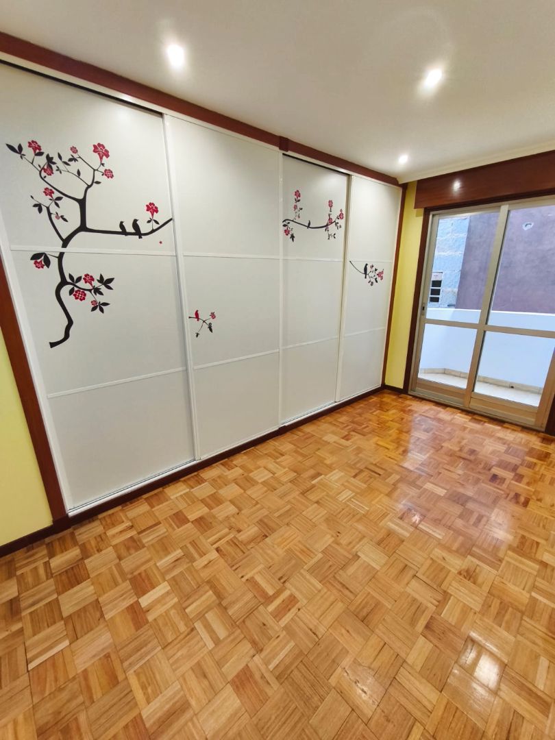 Pis en venda en Ourense Capital  amb Calefacció, Parquet i Traster