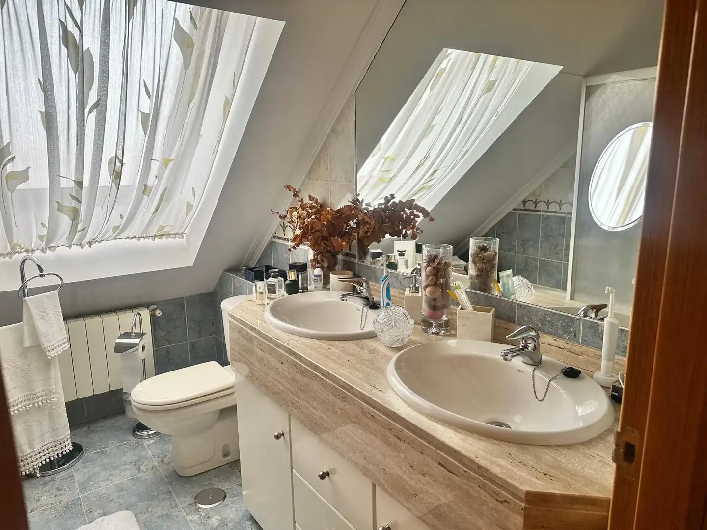 Casa adosada en venta en Calle Suiza, Nuevo Parque