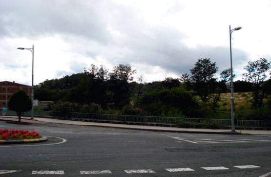 Terreno industrial en Venta en Avenida ALFONSO SENRA ESQ. RUA MEDIODIA, 172, 1568, -1 en Ordes