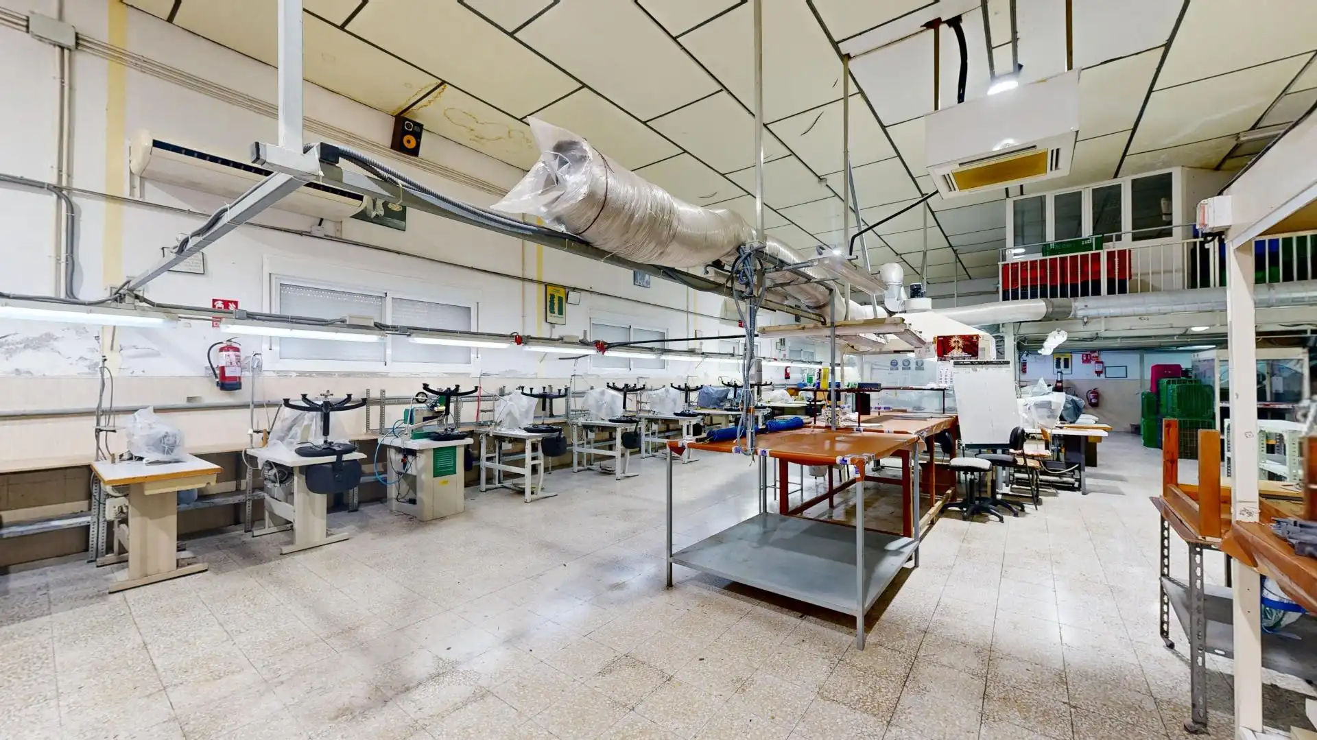 Nave industrial en venta en Calle del Comandante Bernabé, imagen 9