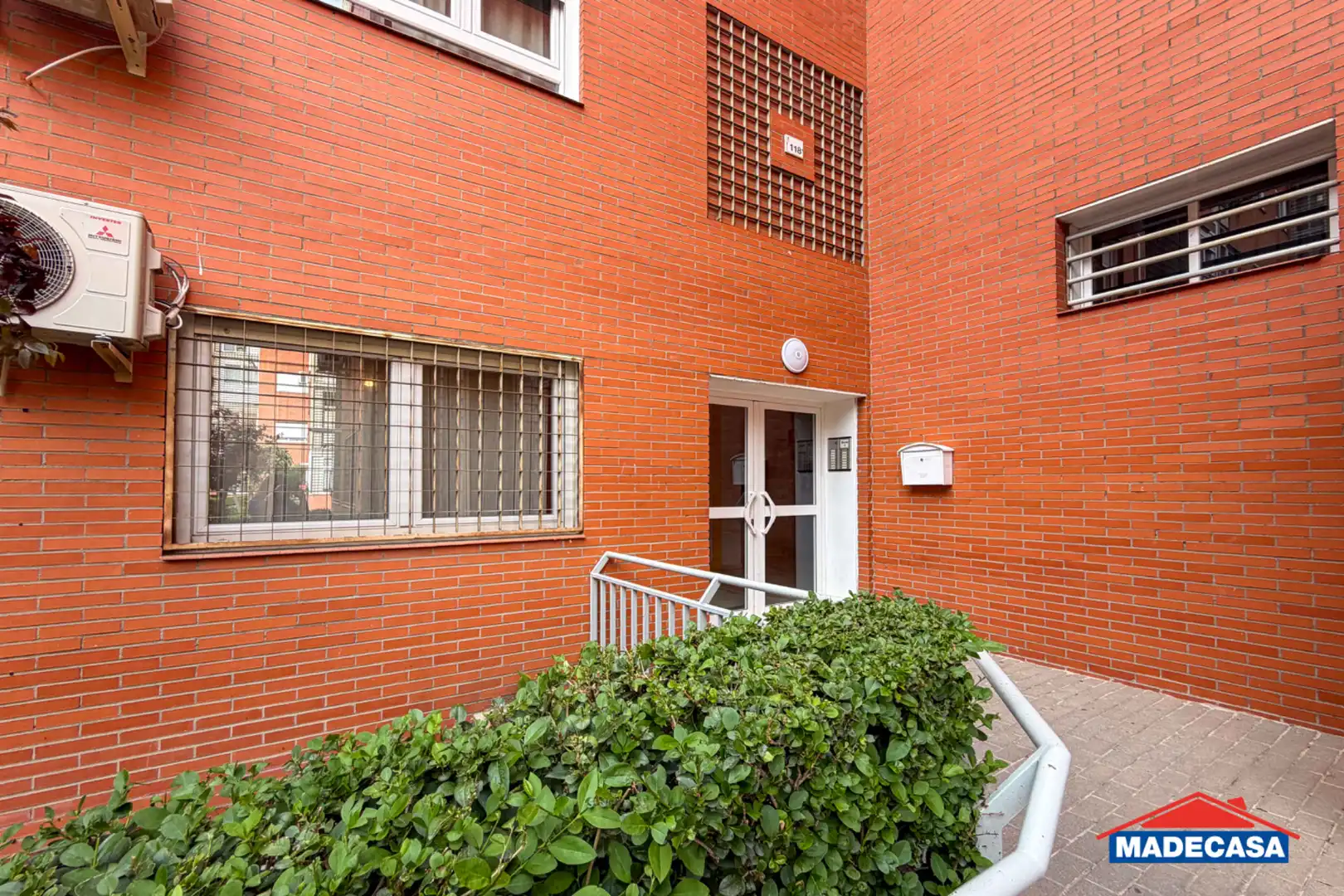Vista exterior de Pis en venda en Alcobendas amb Aire condicionat, Calefacció i Terrassa