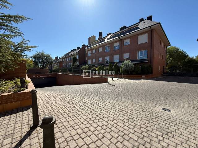 Piso en Venta en Los Negrales