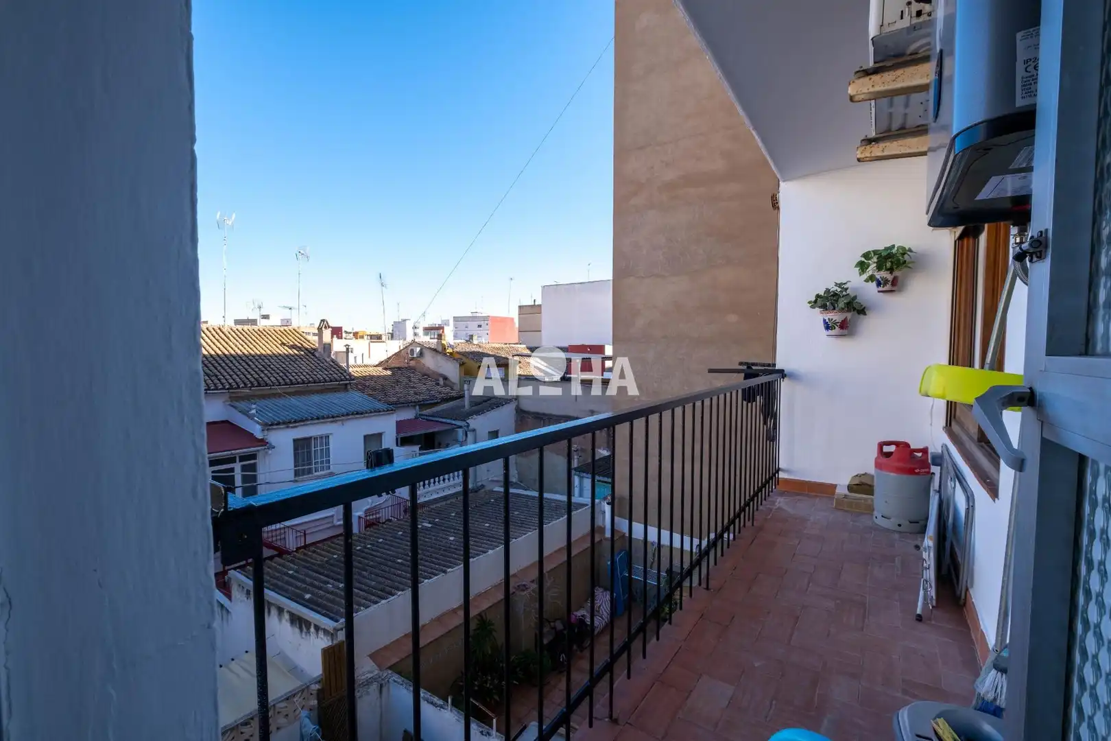 Terrassa de Apartament de lloguer en Moncada amb Aire condicionat, Moblat i Balcó