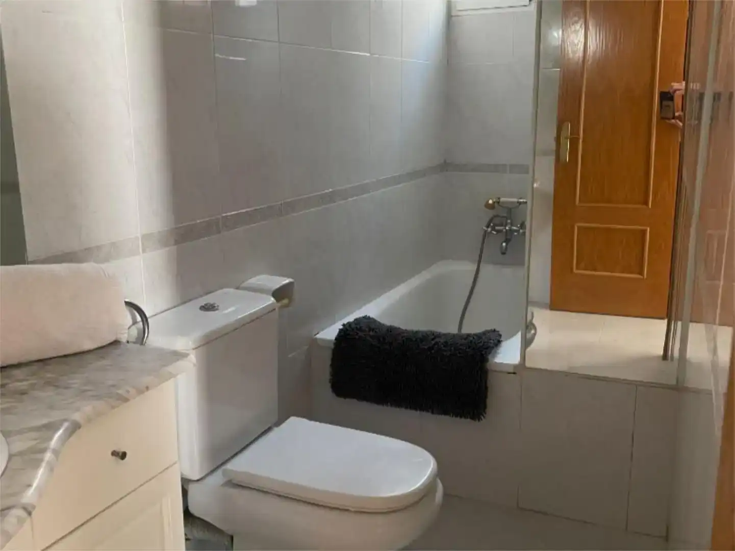 Bany de Pis en venda en Guadalajara amb Aire condicionat, Parquet i Traster