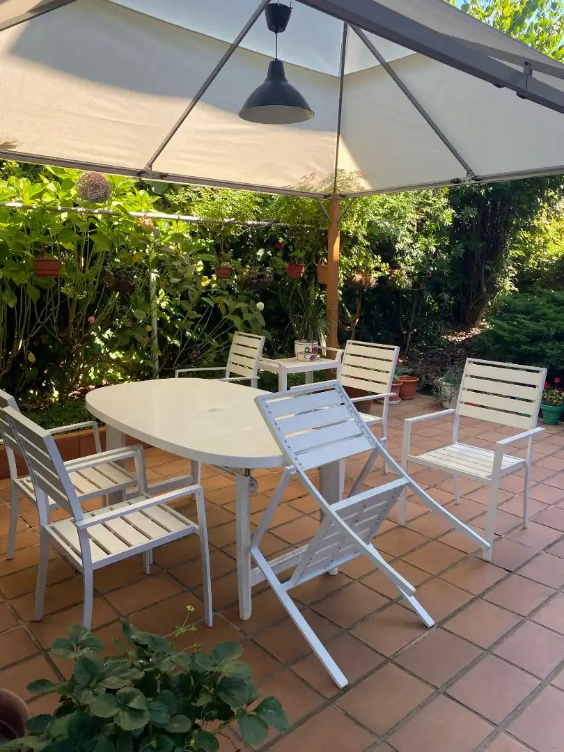Terraza de Casa o chalet en venta en Vigo  con Calefacción, Jardín privado y Parquet