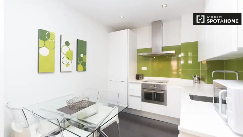 Appartamento con terrazza in affitto a Centro, imagen 3