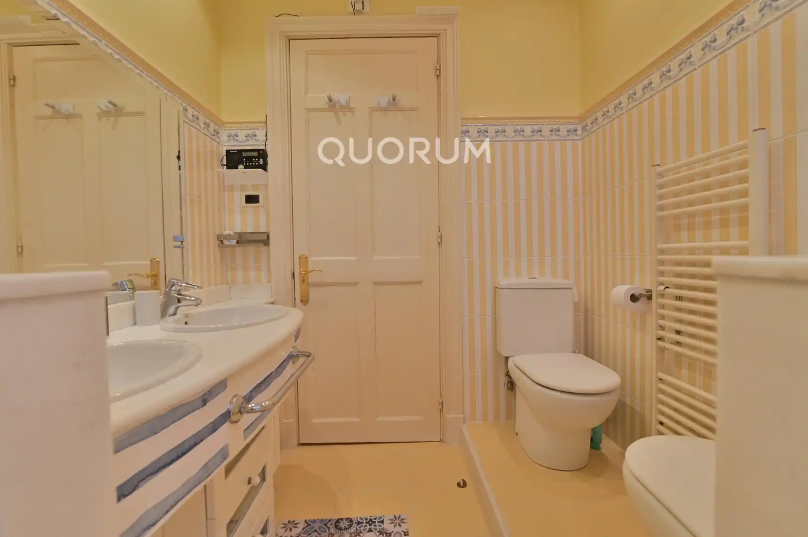 Baño de Piso en venta en Bilbao  con Calefacción y Balcón