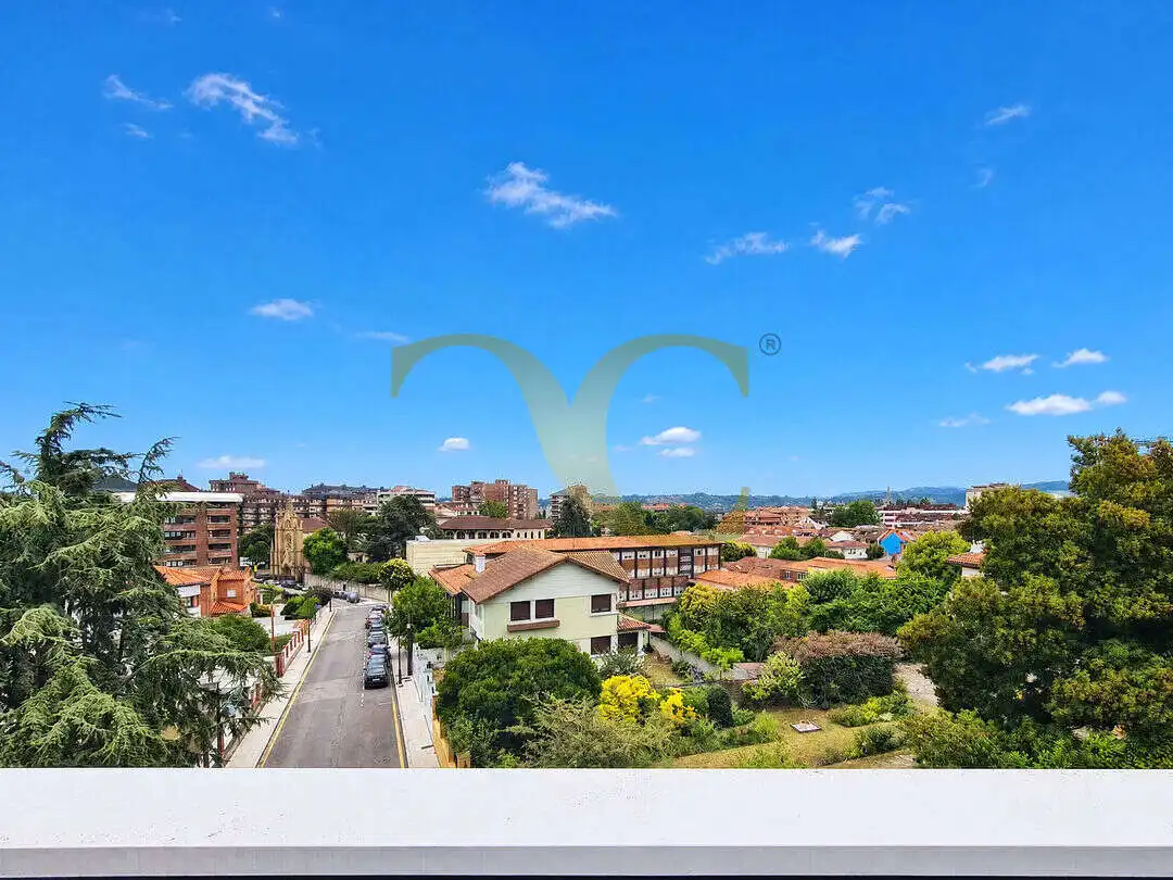 Vista exterior de Dúplex en venta en Gijón  con Aire acondicionado, Calefacción y Trastero