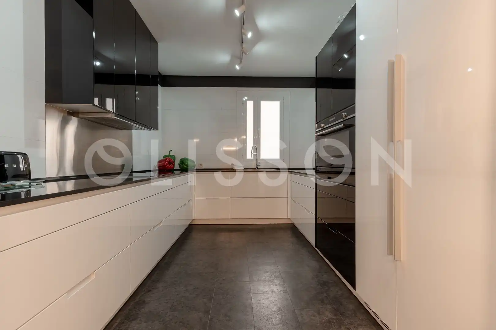 Cocina de Piso en venta en Madrid con Aire acondicionado, Calefacción y Trastero