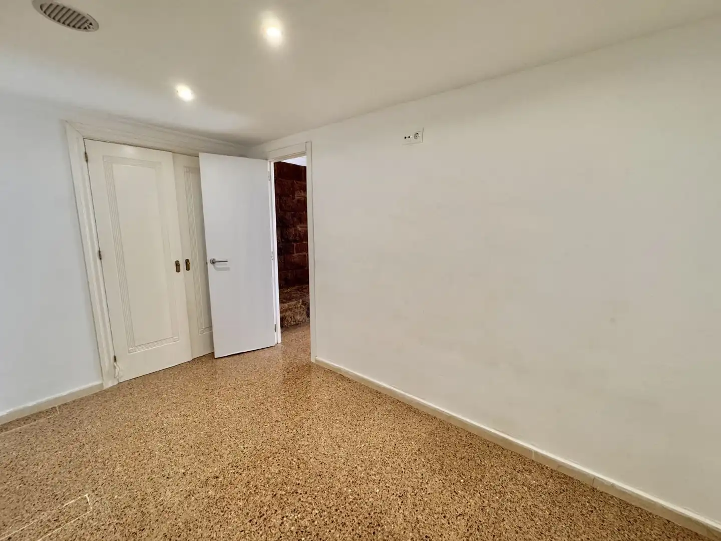 Apartamento en venta en Torremolinos con Aire acondicionado, Calefacción y Trastero