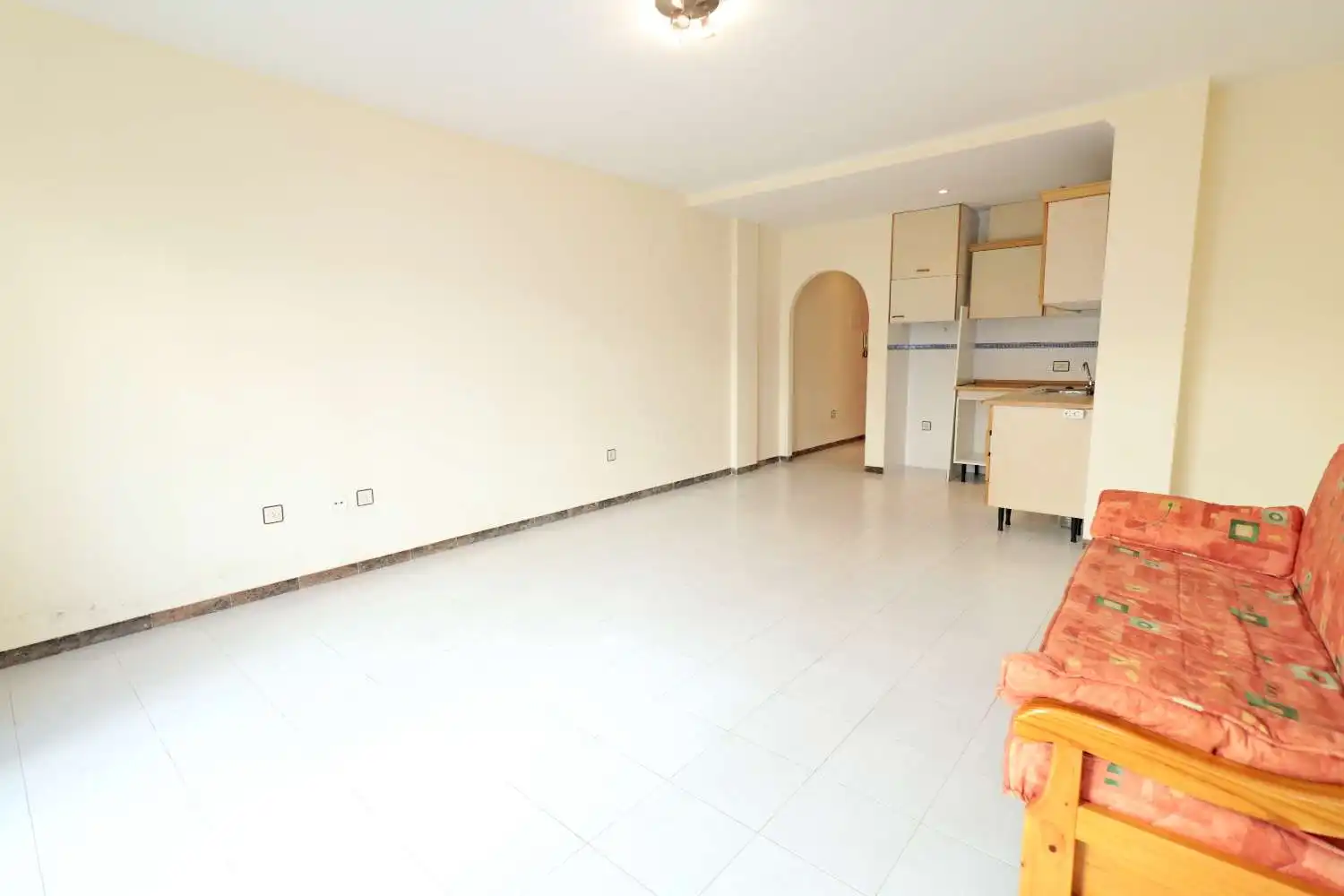 Wohnung zum Verkauf in Torrevieja mit Terrasse