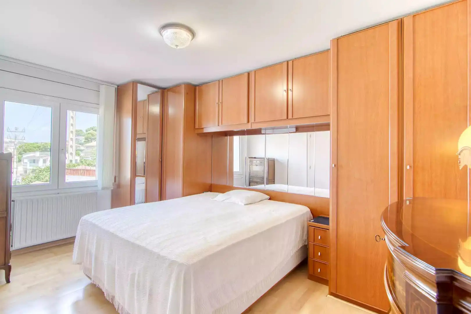 Dormitori de Casa o xalet en venda en Roses amb Parquet