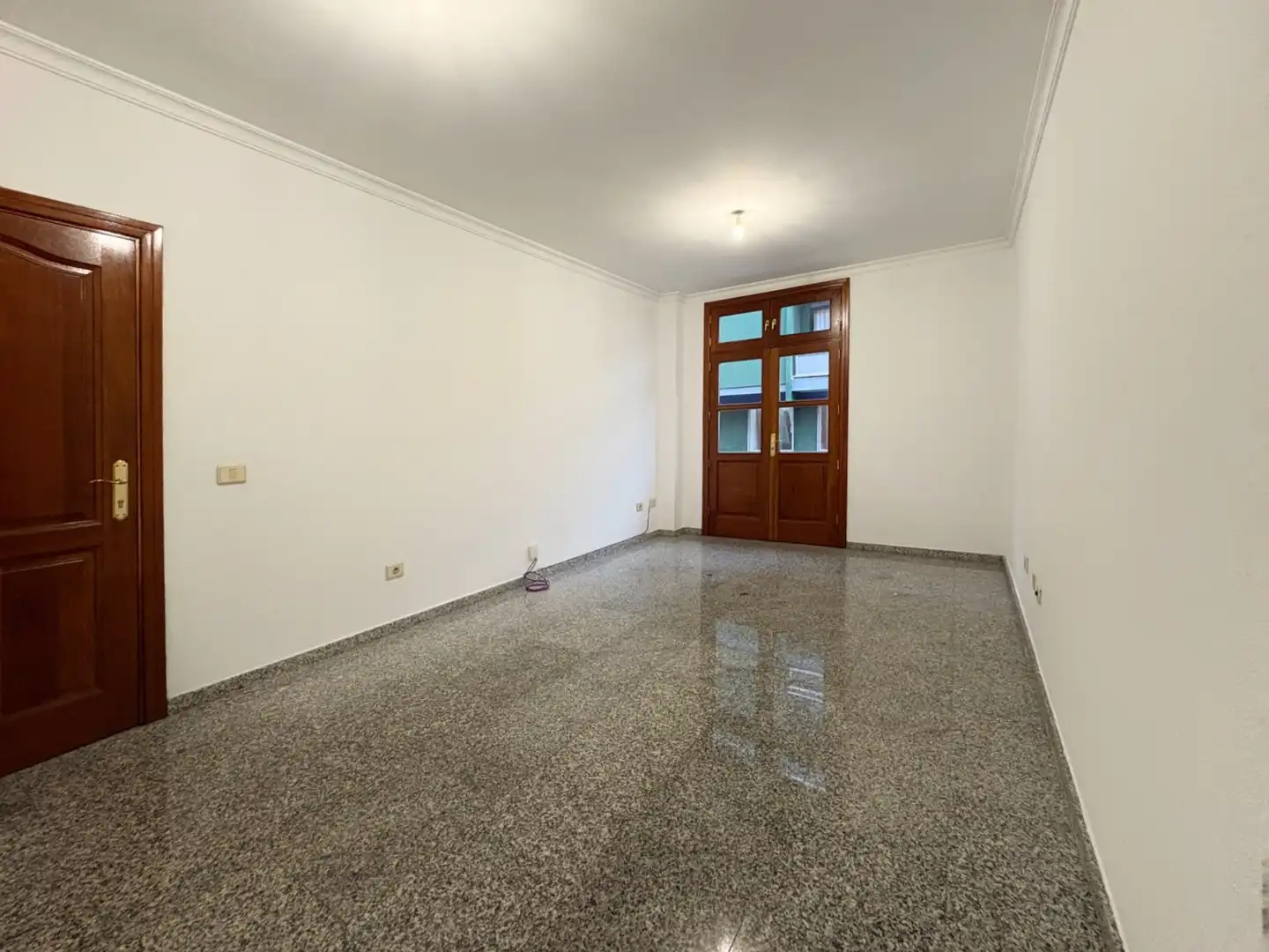 Vista exterior de Piso en venta en Las Palmas de Gran Canaria con Horno y Balcón