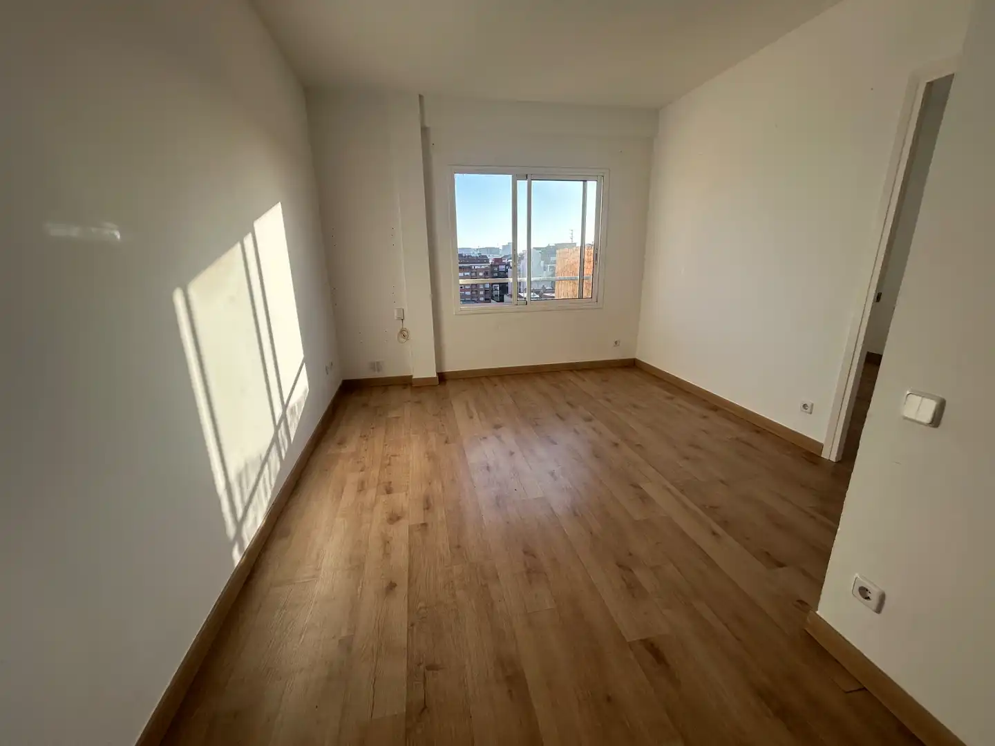 Bedroom of Attic for rent in Barcelona
