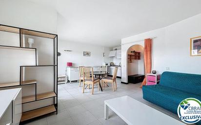 Sala d'estar de Apartament en venda en Roses