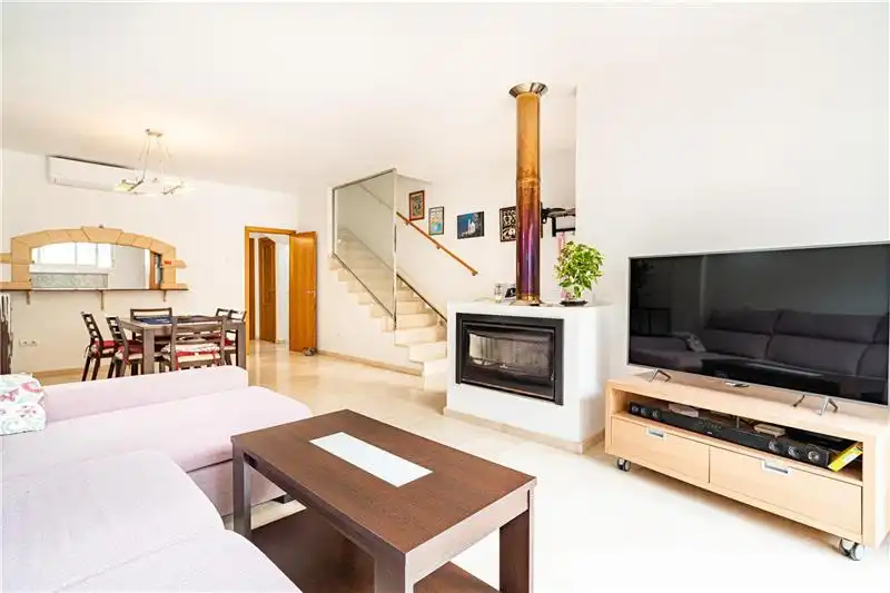 Adosado con jardín en venta en Ponent, imagen 2