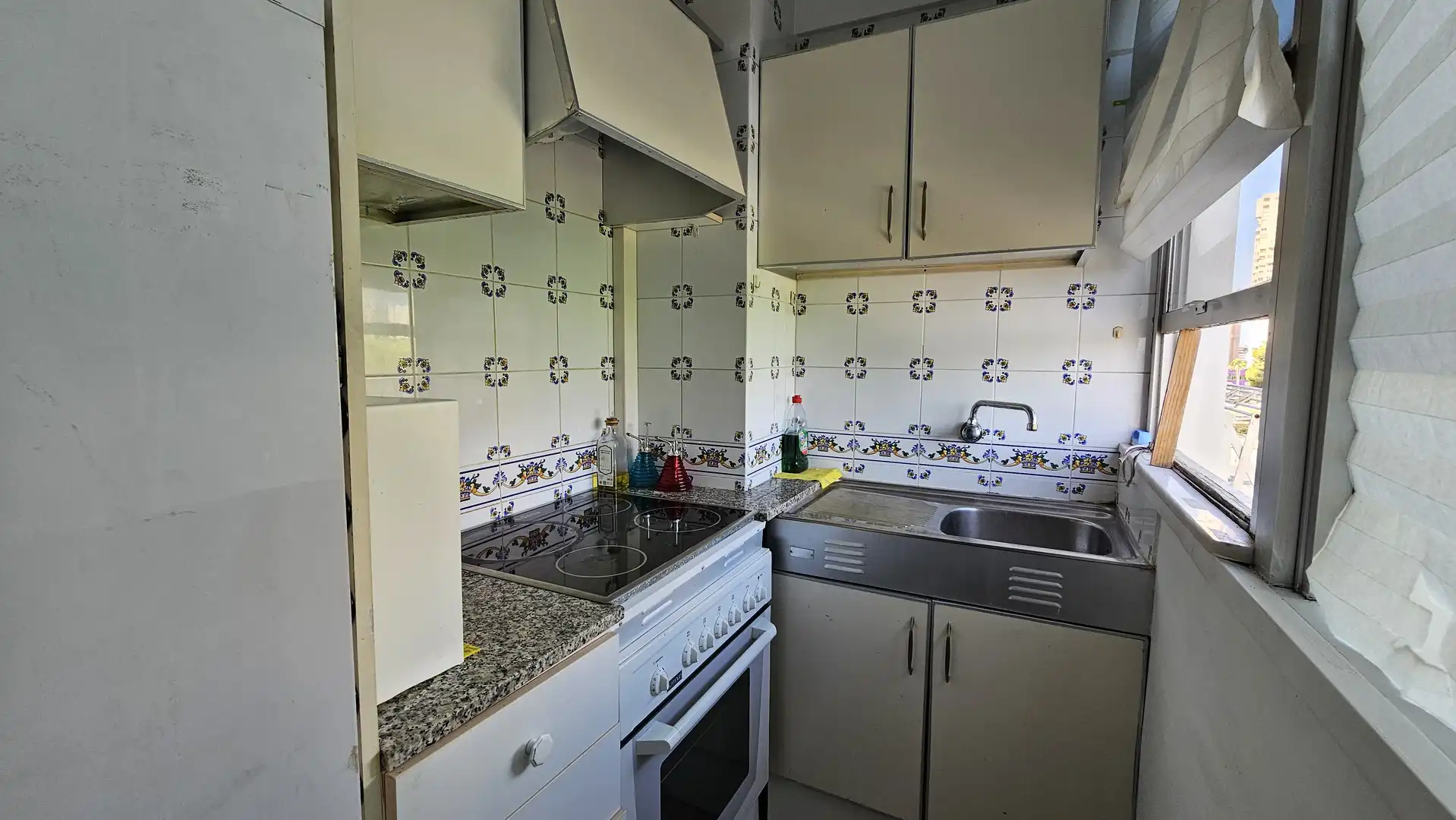 Küche von Wohnung zum Verkauf in Benidorm mit Möbliert