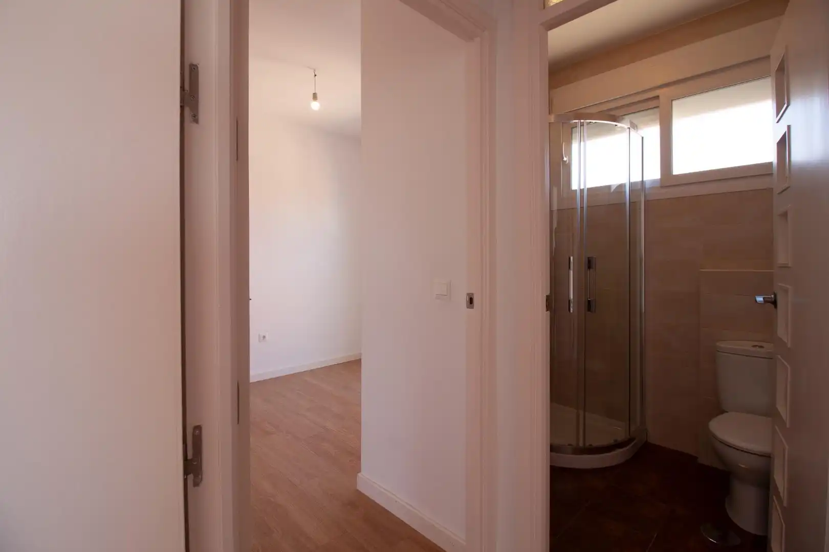 Flat for rent in Sevilla  with Air Conditioner and Heating