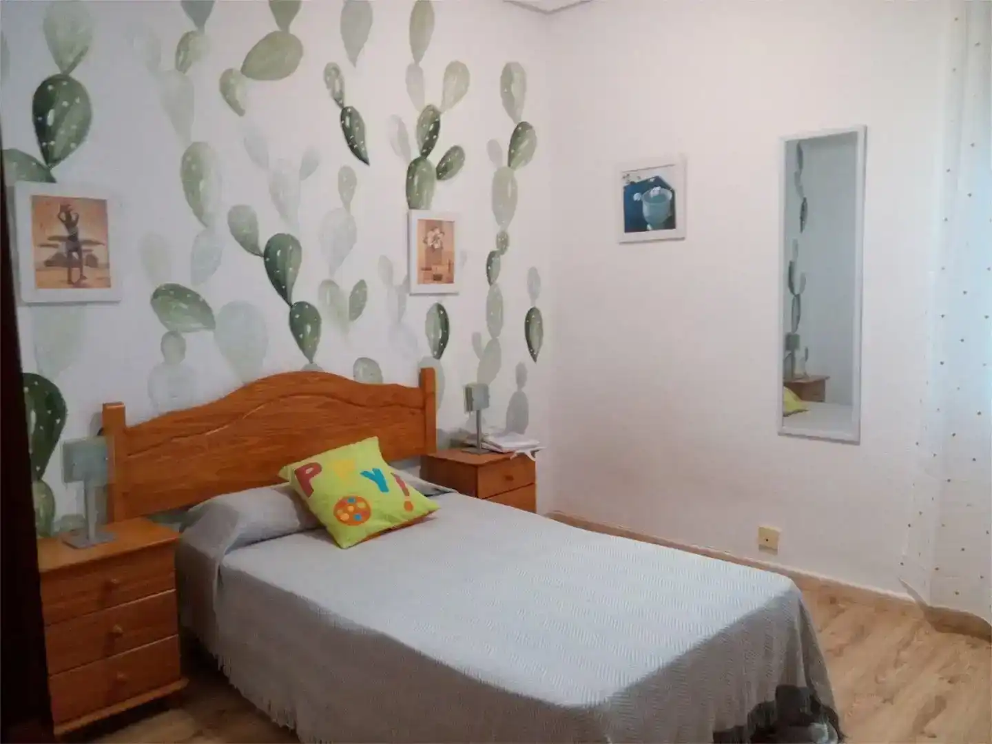 Habitación de Piso en venta en Moral de Calatrava con Aire acondicionado, Parquet y Amueblado