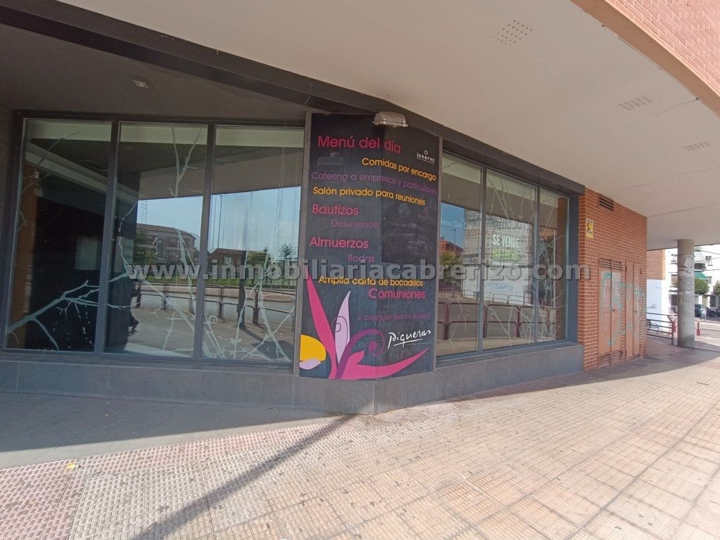 Local en venda en  Logroño amb Aire condicionat, Calefacció i Moblat