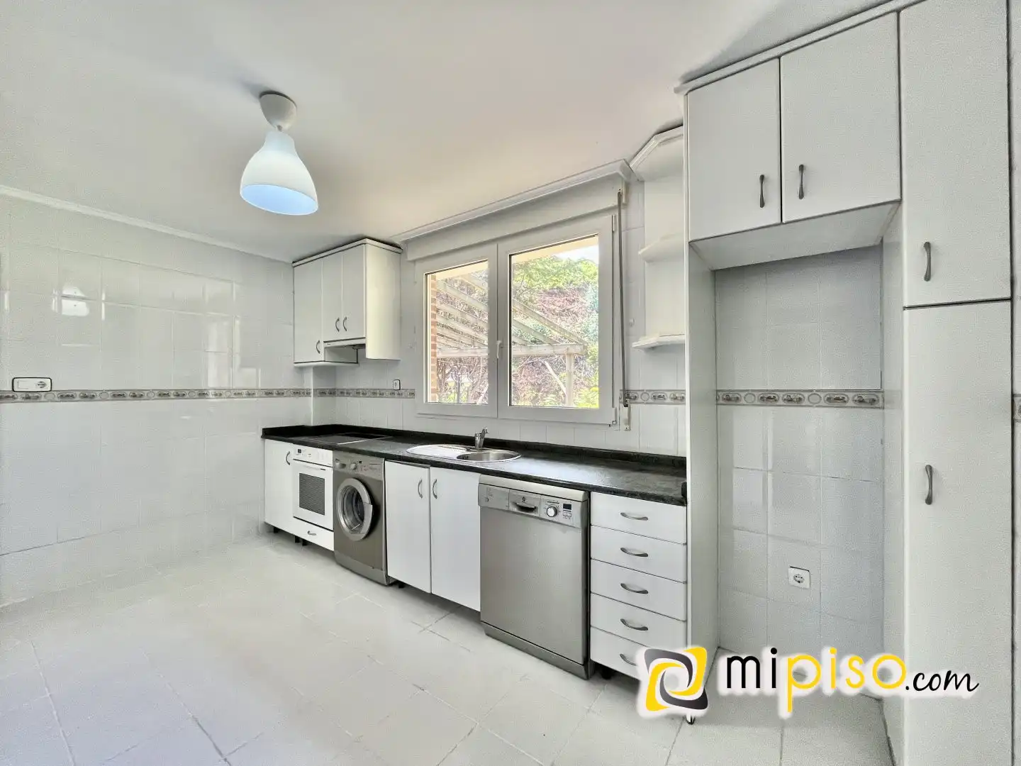 Cocina de Casa o chalet en venta en Limpias con Jardín privado