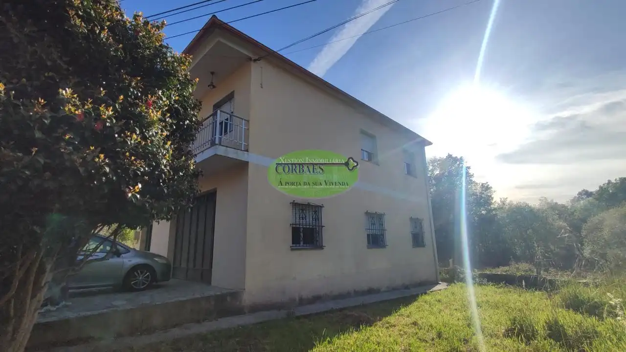 Vista exterior de Casa o xalet en venda en Cortegada amb Calefacció, Jardí privat i Parquet