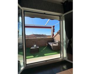 Exterior view of Flat for sale in Valladolid Capital  with Air Conditioner, Heating and Terrace