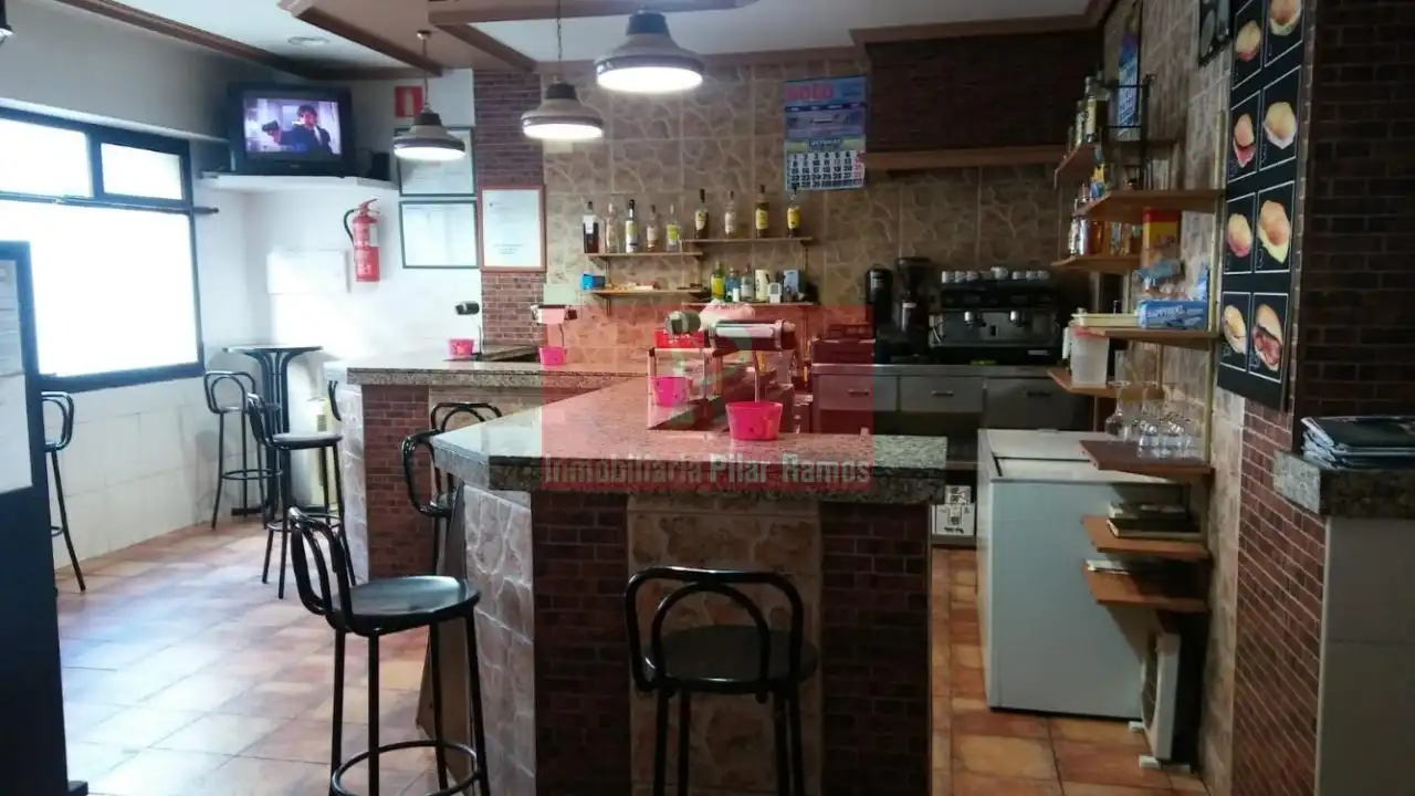 Local comercial en venda a Santovenia de la Valdoncina, imagen 3