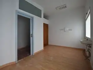 Geschaftsraum zur Miete in Pinto
