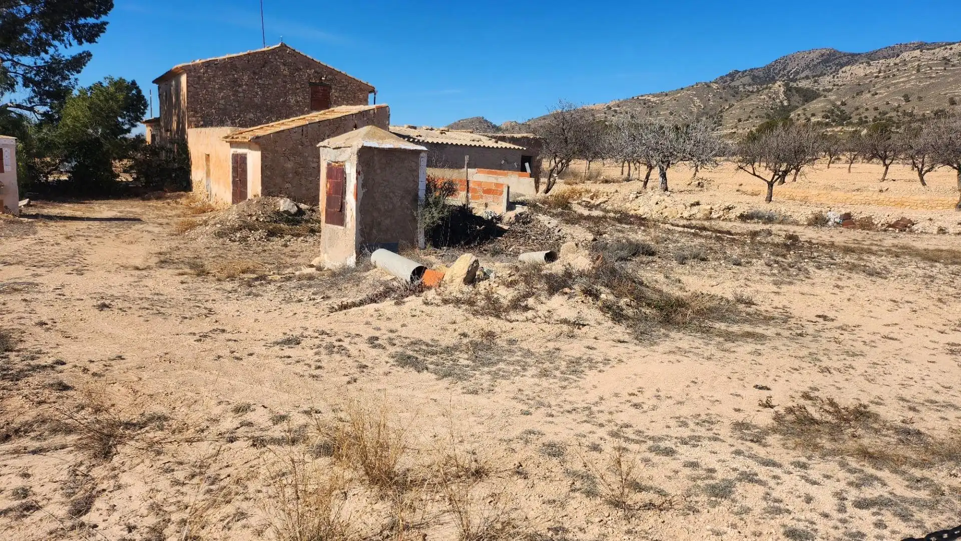 Country house for sale in Jumilla