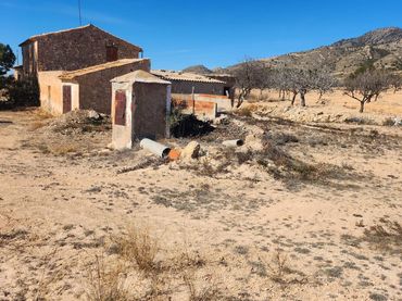 Country house for sale in Jumilla