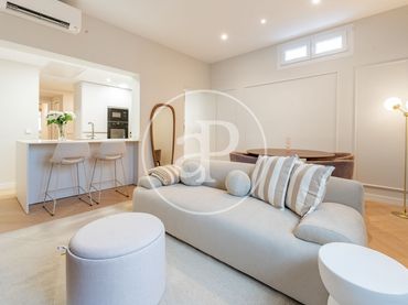 Piso con ascensor en venta en Calle de Alcántara