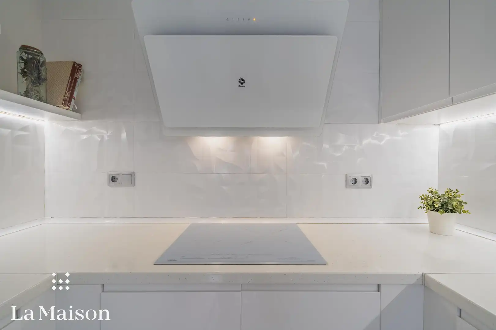 Cocina de Casa o chalet en venta en Sant Vicenç de Montalt con Aire acondicionado, Calefacción y Terraza