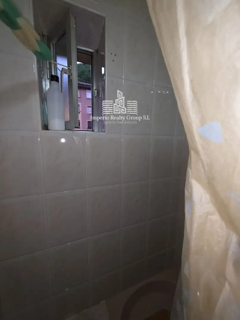 Bathroom of Flat for sale in Mieres (Asturias)  with Heating, Storage room and Furnished