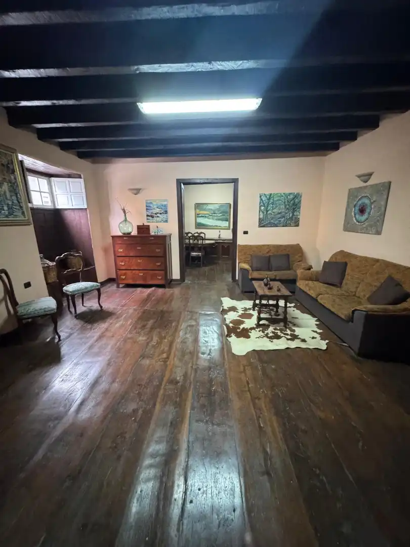 Sala d'estar de Casa o xalet en venda en Los Realejos amb Jardí privat, Moblat i Internet