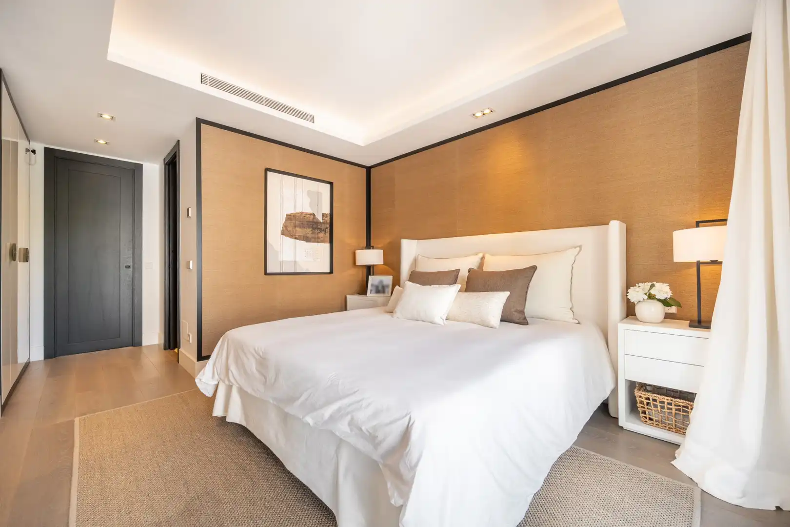 Habitación de Ático en venta en Marbella con Aire acondicionado, Terraza y Trastero