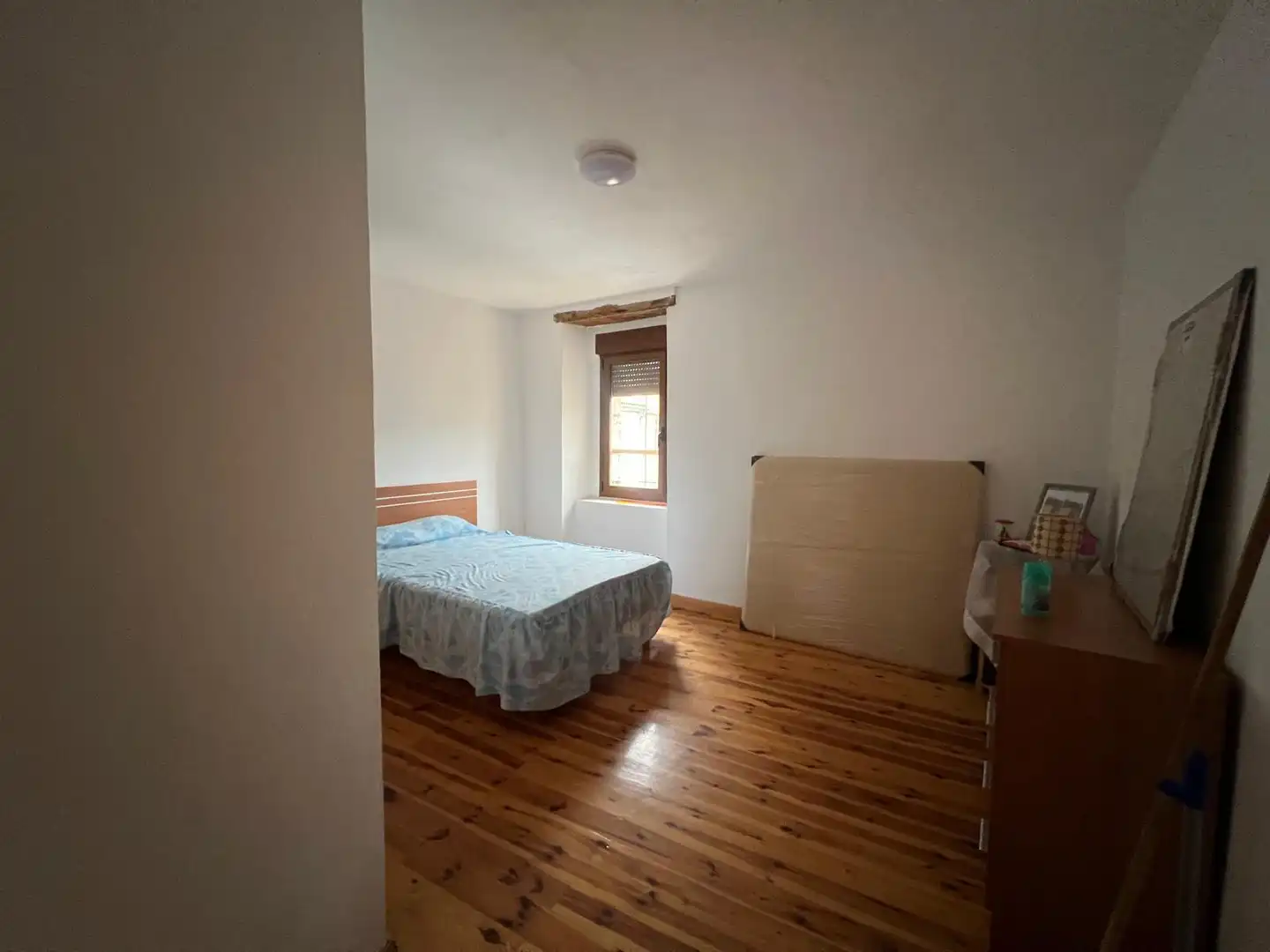 Habitación de Finca rústica en venta en Santibáñez del Val con Jardín privado, Parquet y Terraza