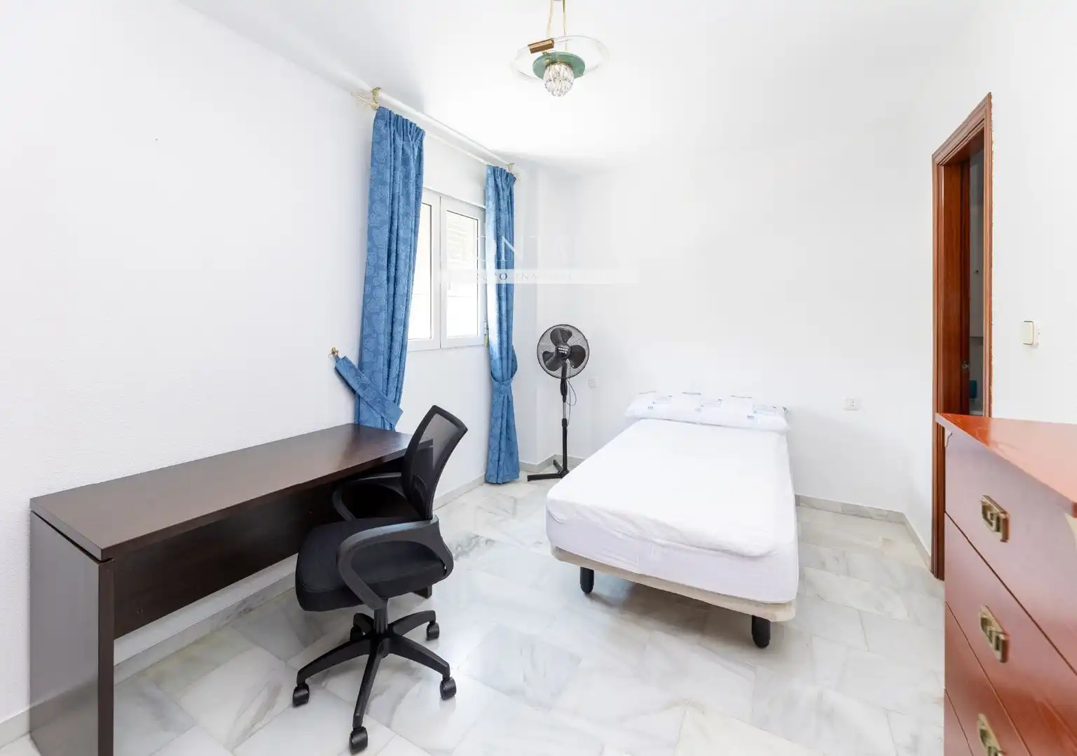 Bedroom of Flat for rent in Granada  with Terrace and Furnished