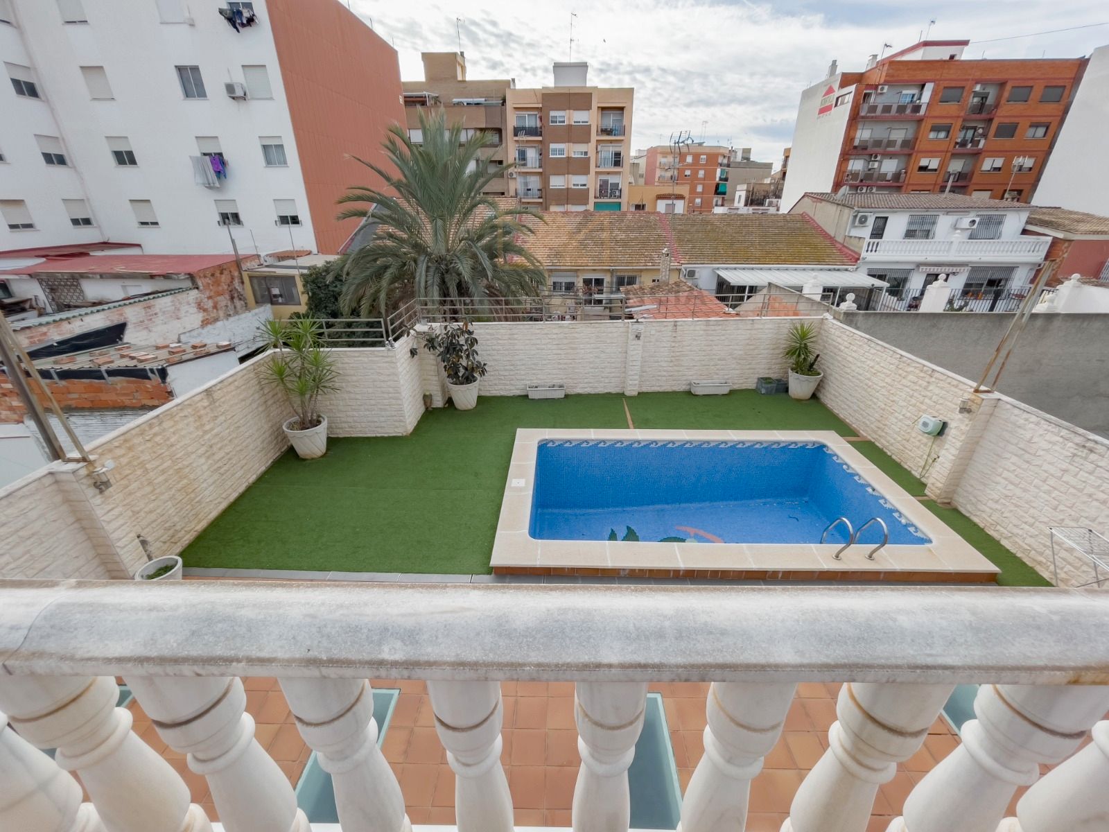 Piscina de Casa o xalet en venda en  Valencia Capital amb Jardí privat, Terrassa i Piscina