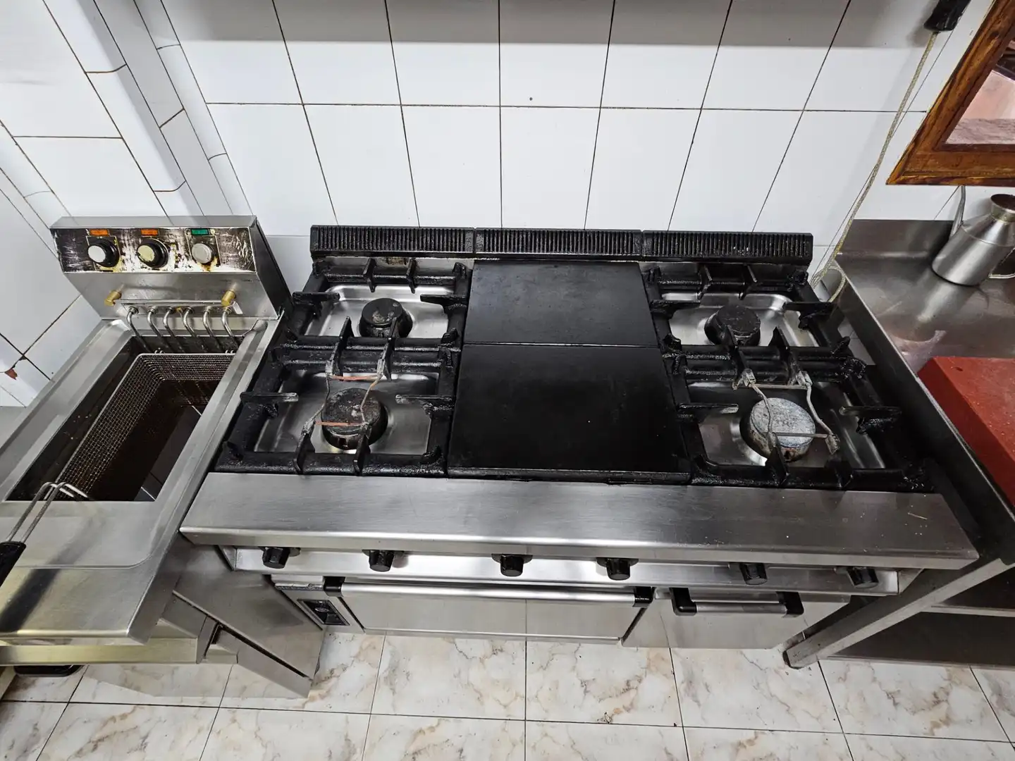 Cocina de Local en venta en Blanes con Aire acondicionado, Terraza y Amueblado