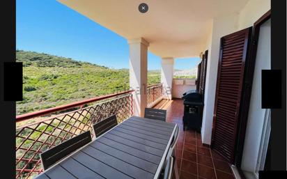 Terrassa de Apartament en venda en La Alcaidesa amb Aire condicionat, Calefacció i Jardí privat